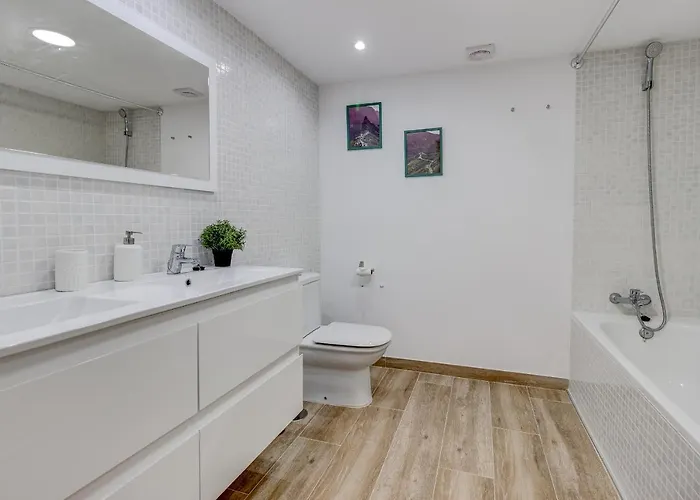 Interian - Literalmente Frente Al Oceano *